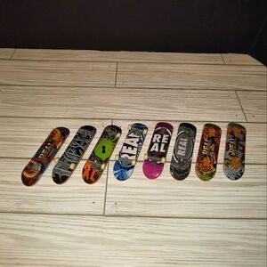 Tech Deck Real Graphic Finger Skateboards Set Of 8 Boards